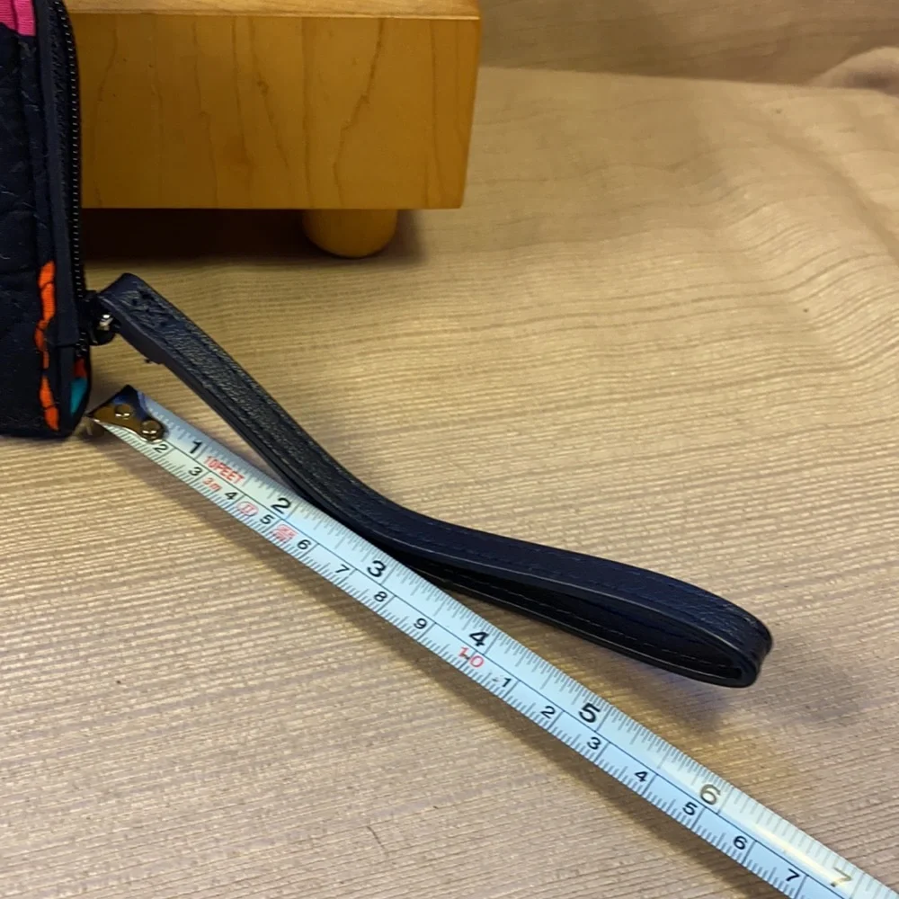 NWOT Vera Bradley wallet w/wrist leash - Picture 10 of 16